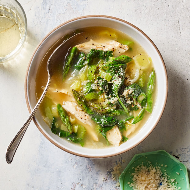 SPRING GREEN SOUP WITH CHICKEN