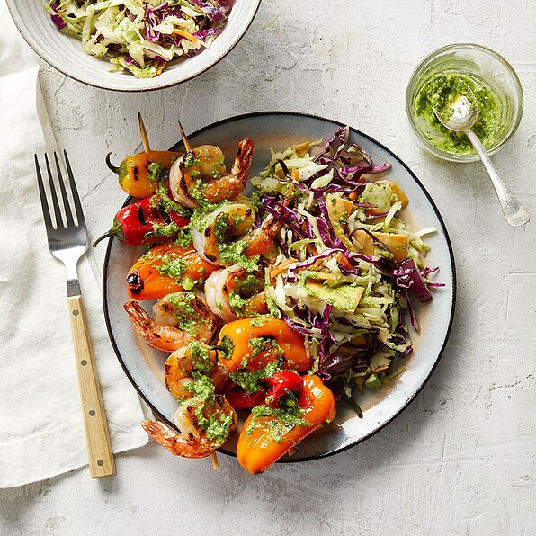SHRIMP & PEPPER KEBABS WITH GRILLED RED ONION SLAW