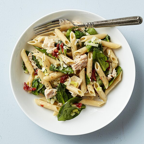 ITALIAN PENNE WITH TUNA