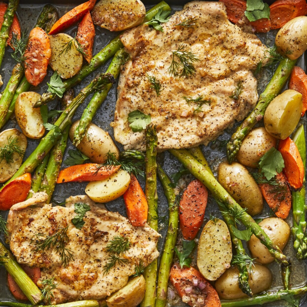 ONE-PAN CHICKEN & ASPARAGUS BAKE